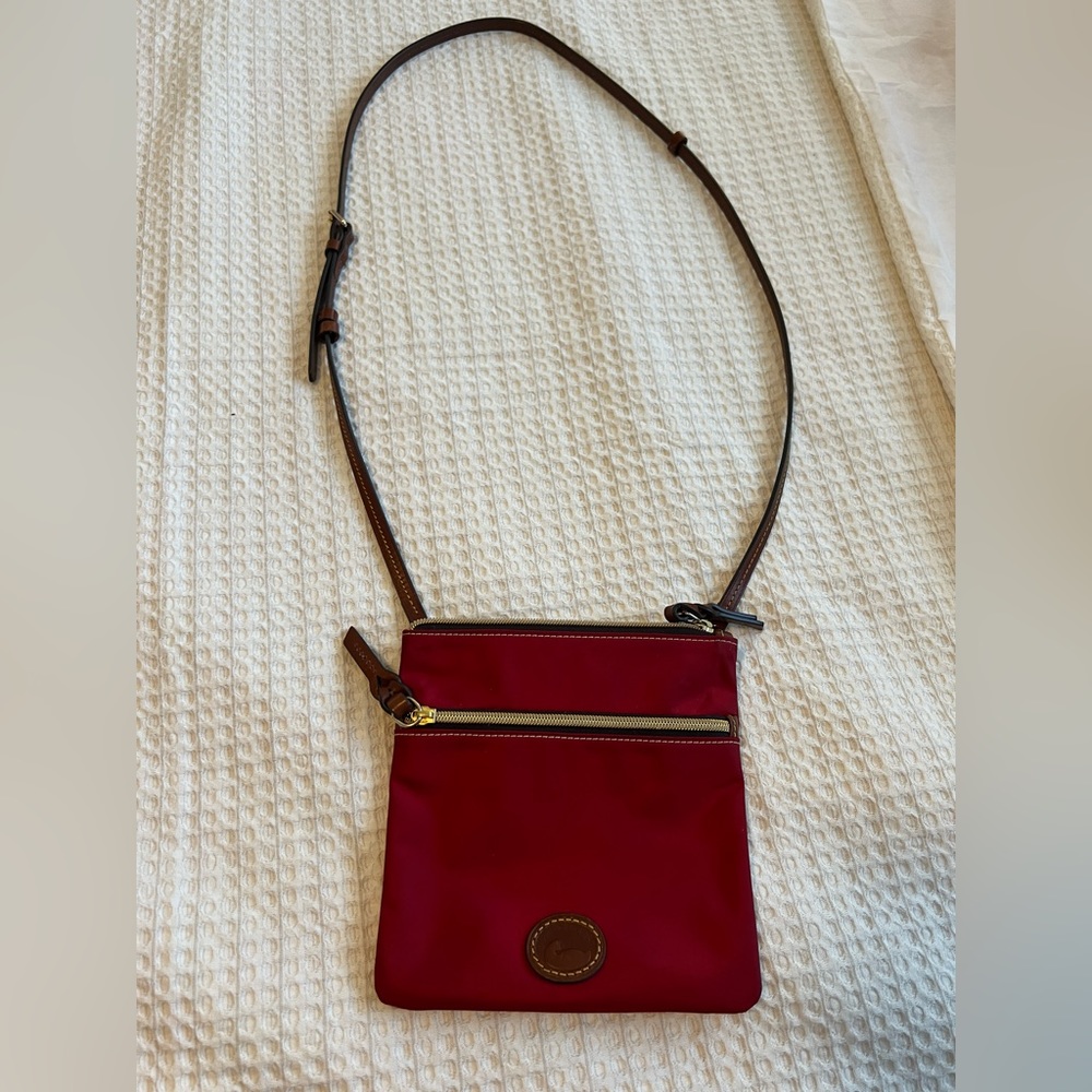 Dooney & Bourke Women’s Small Crossbody, Shoulder bag, Red Color
